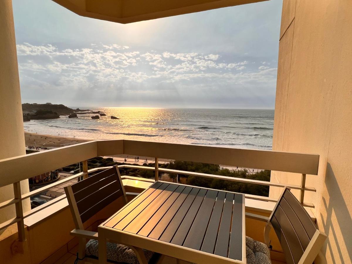 L'océan à perte de vue, la grande plage à vos pieds Biarriz Exterior foto